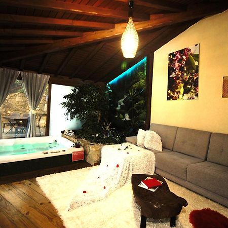 Отель Casa Favo De Mel - Jacuzzi Privado & Lareira - Piscina Аркуш-ди-Валдевеш Экстерьер фото