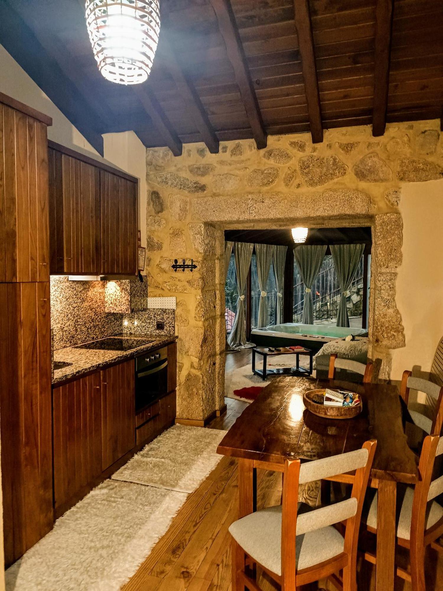 Отель Casa Favo De Mel - Jacuzzi Privado & Lareira - Piscina Аркуш-ди-Валдевеш Экстерьер фото