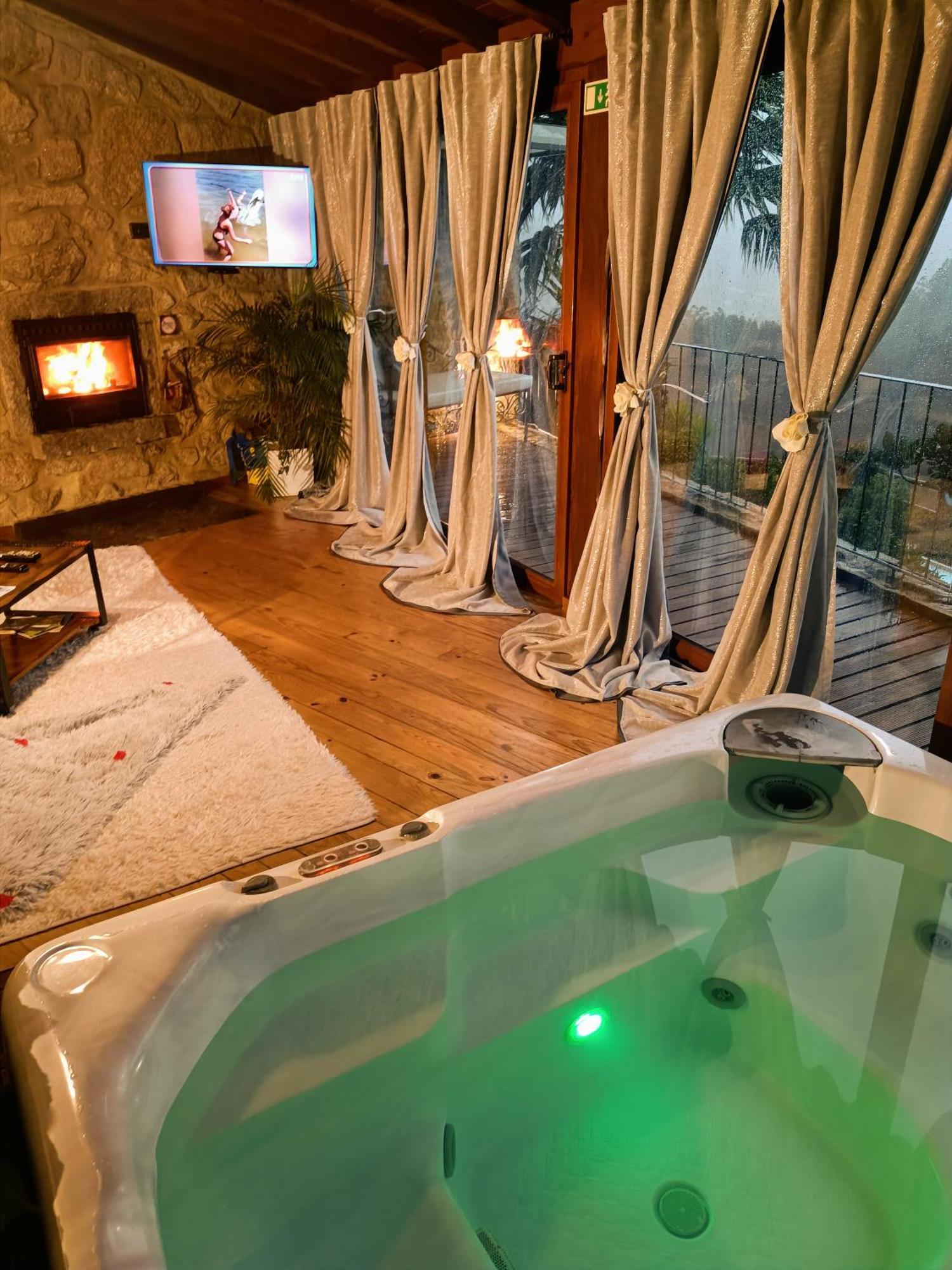 Отель Casa Favo De Mel - Jacuzzi Privado & Lareira - Piscina Аркуш-ди-Валдевеш Экстерьер фото