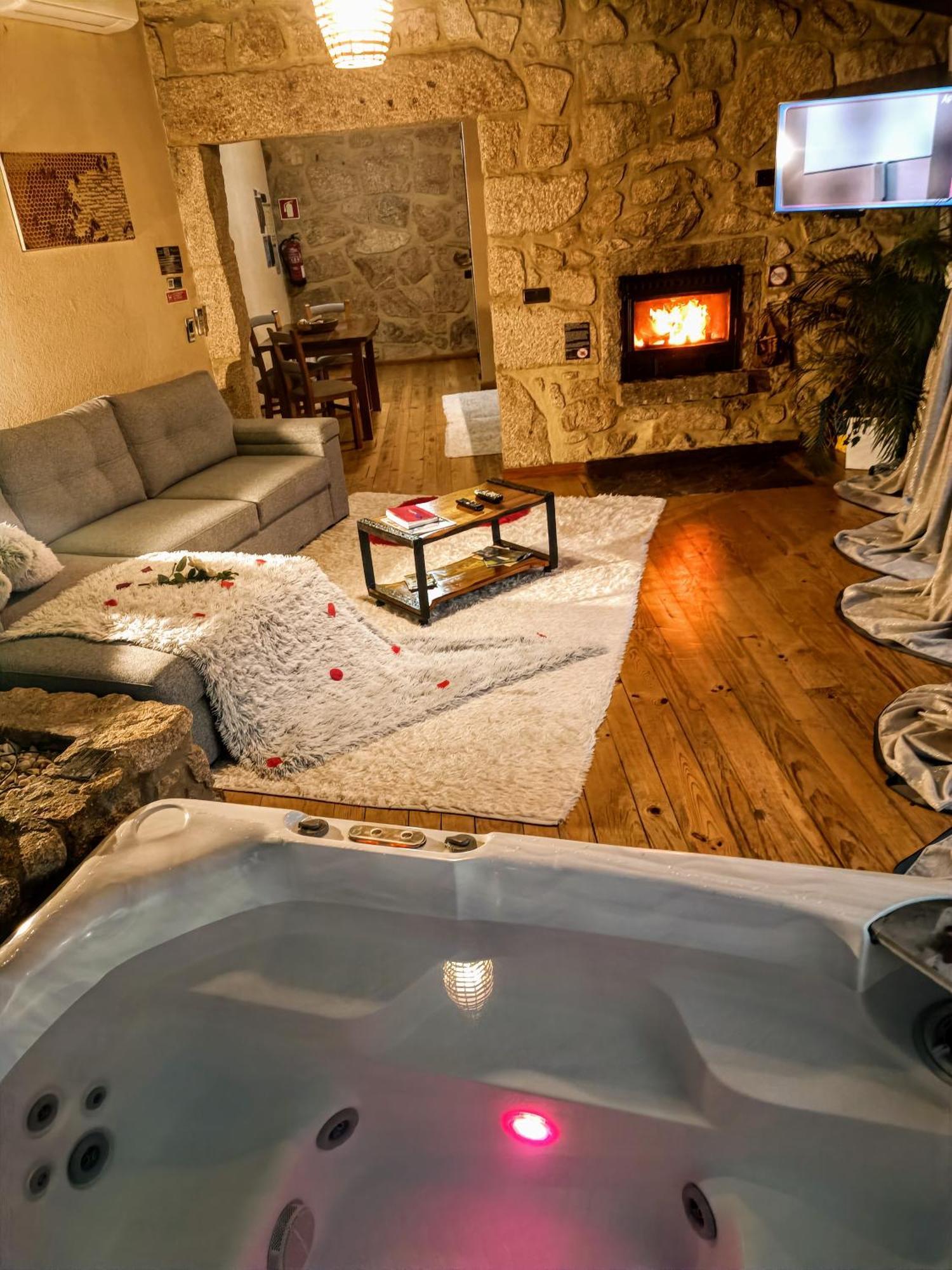 Отель Casa Favo De Mel - Jacuzzi Privado & Lareira - Piscina Аркуш-ди-Валдевеш Экстерьер фото