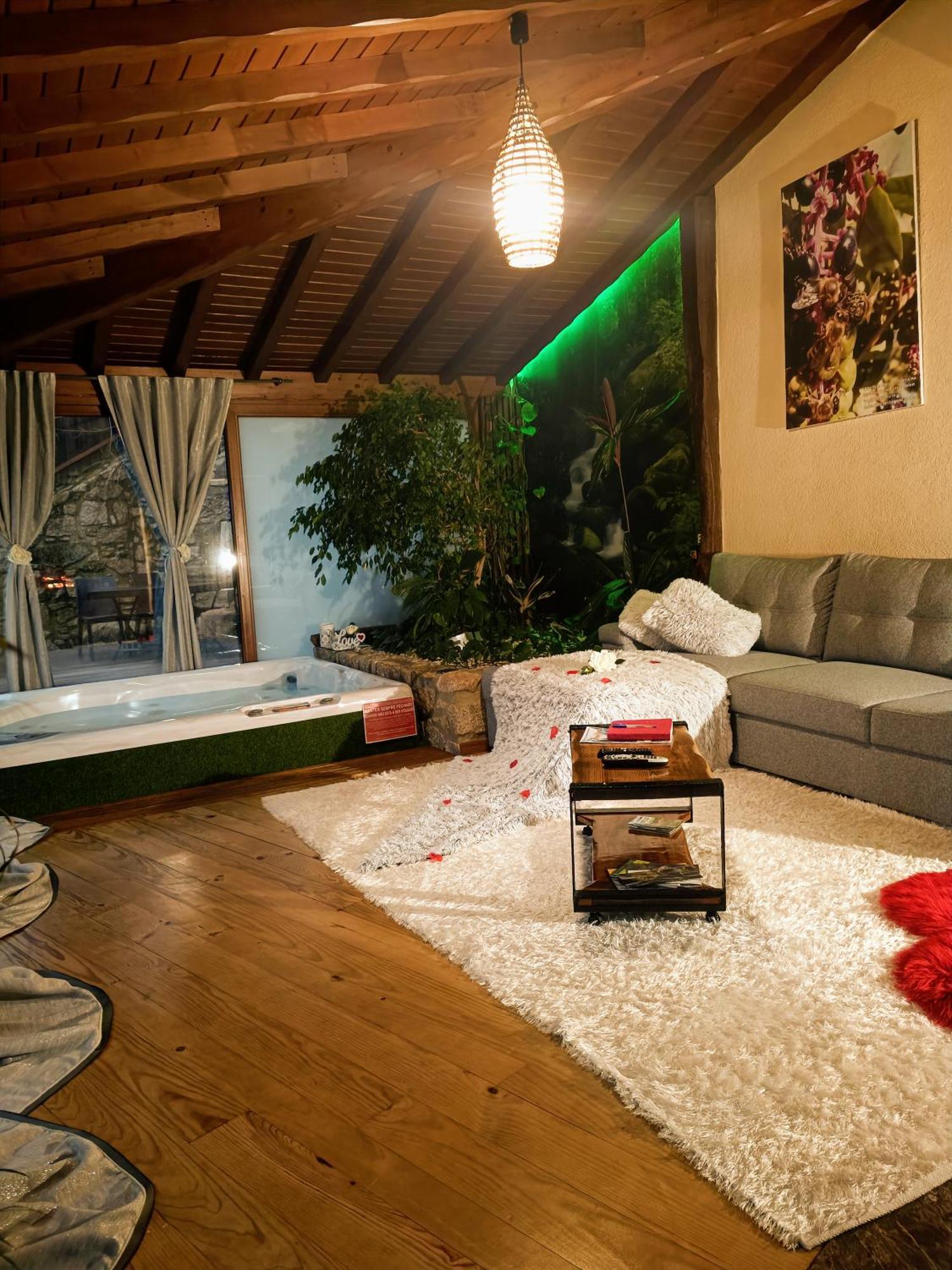 Отель Casa Favo De Mel - Jacuzzi Privado & Lareira - Piscina Аркуш-ди-Валдевеш Экстерьер фото