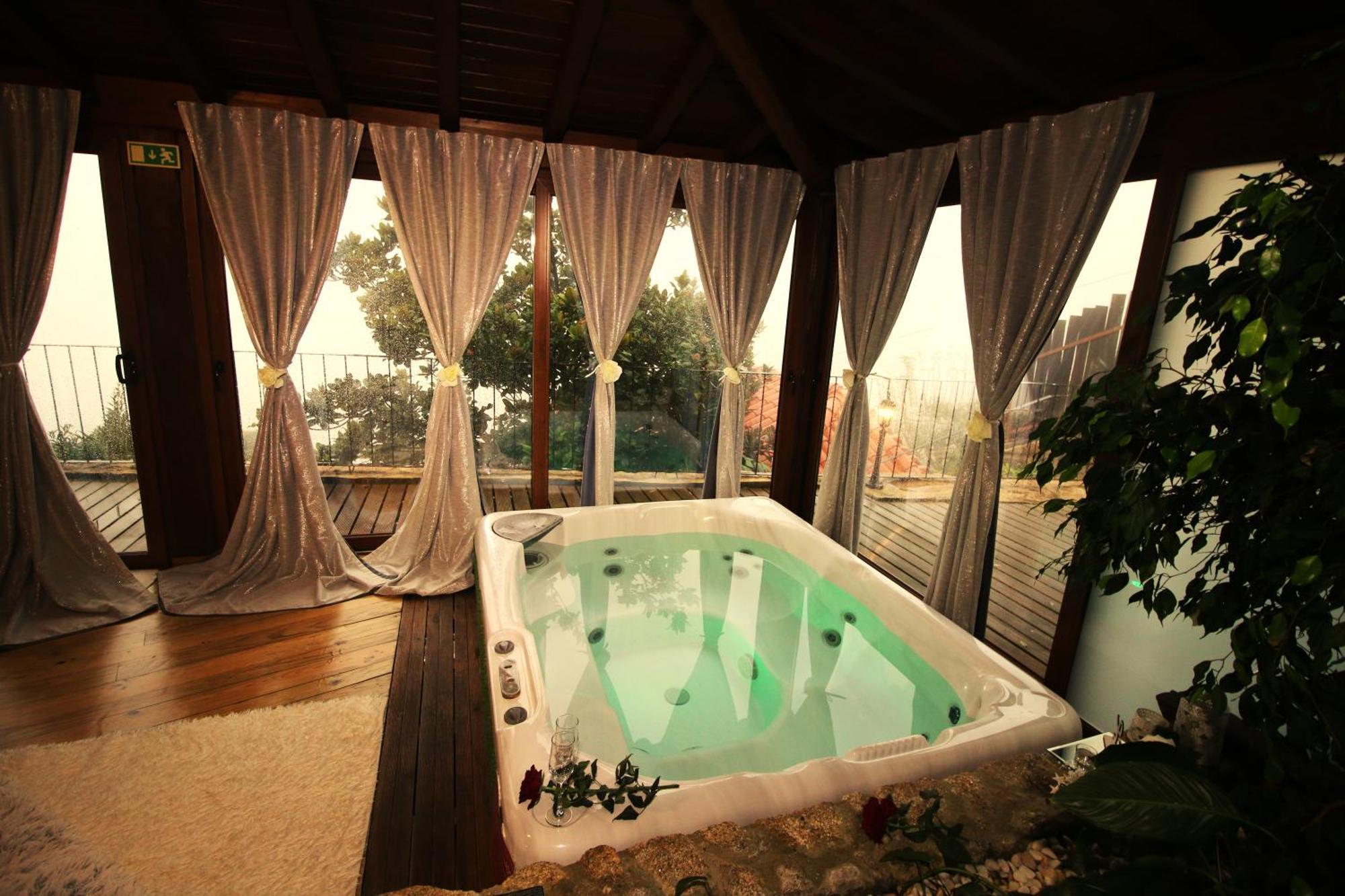 Отель Casa Favo De Mel - Jacuzzi Privado & Lareira - Piscina Аркуш-ди-Валдевеш Экстерьер фото